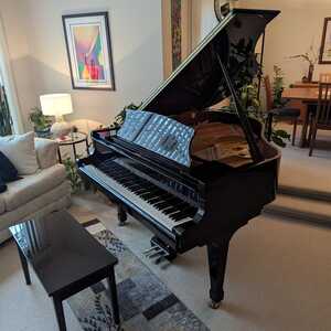 used piano main Image